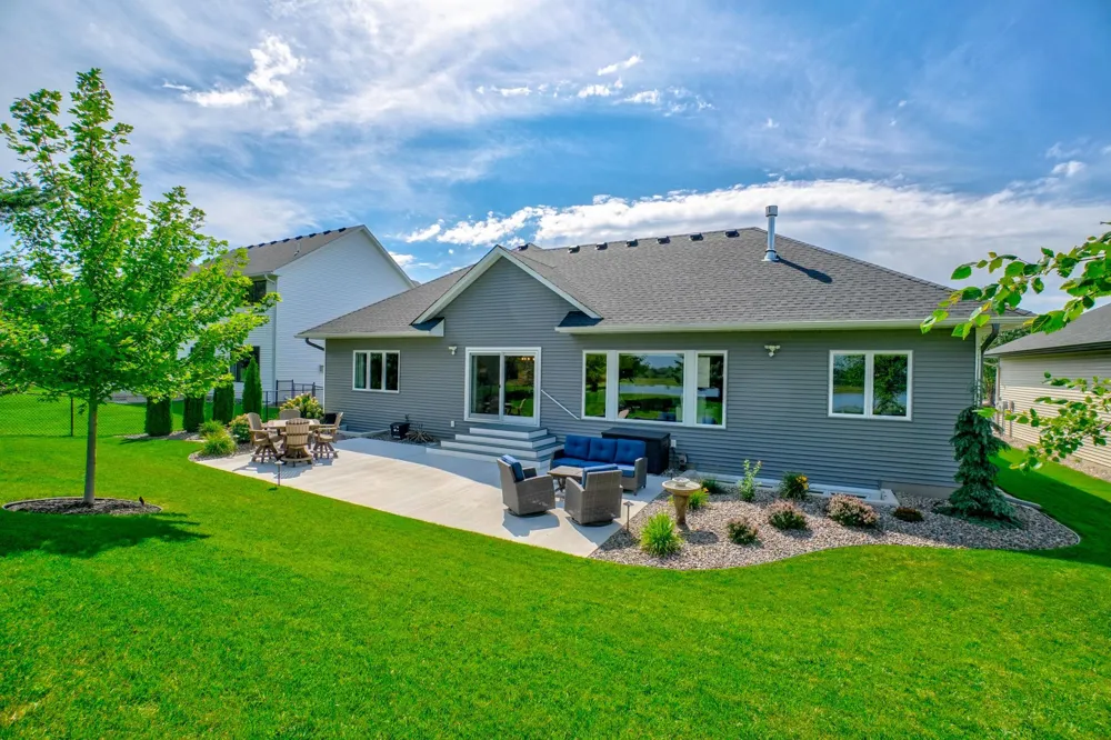 803 11th Street NE New Prague, MN 56071