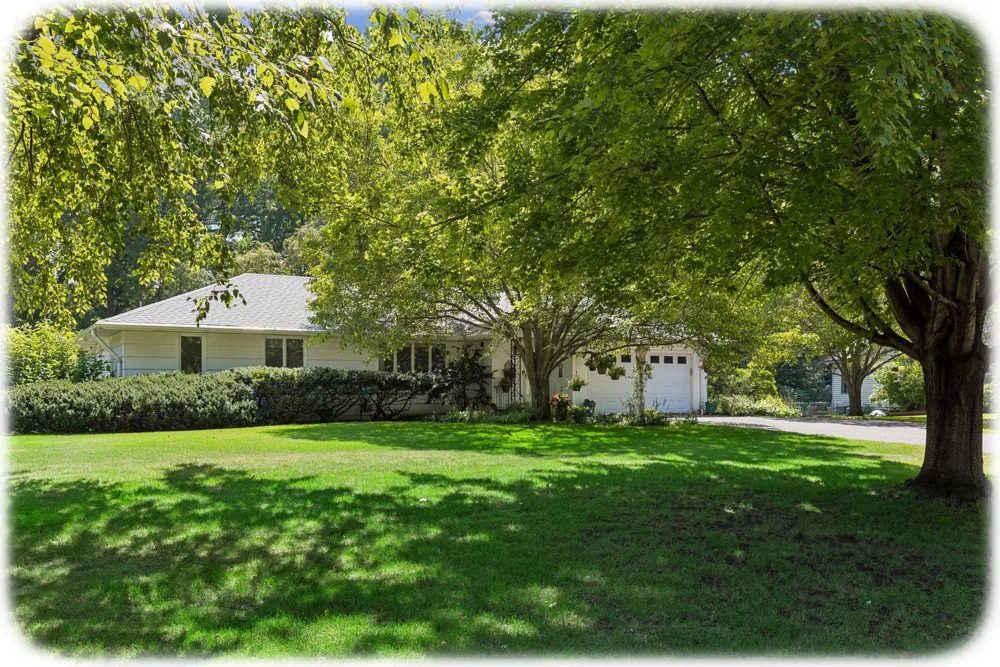 12915 Lone Oak Drive Minnetonka, MN 55305