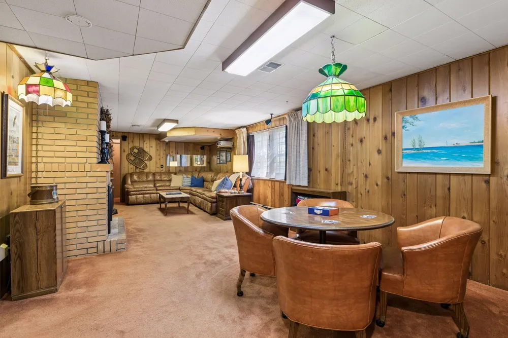 12915 Lone Oak Drive Minnetonka, MN 55305