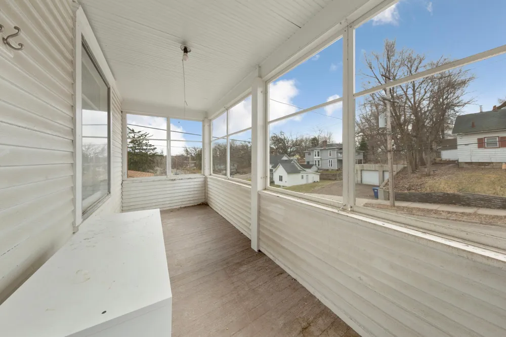 118 1st Street SW Faribault, MN 55021