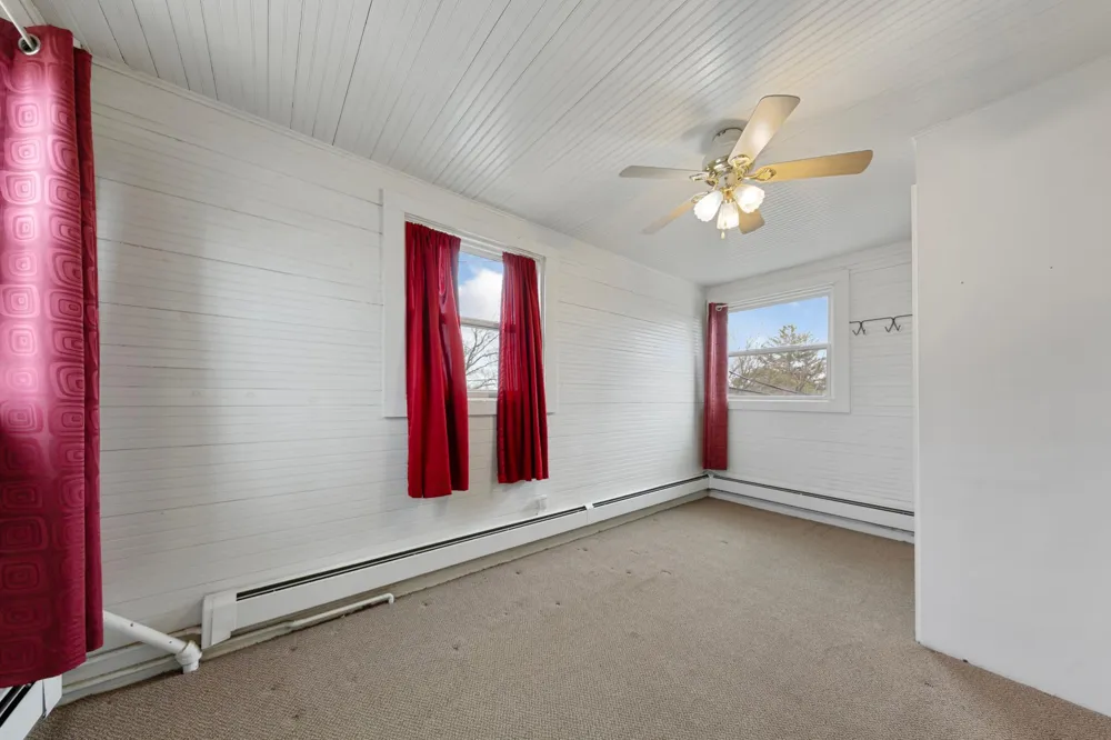 118 1st Street SW Faribault, MN 55021