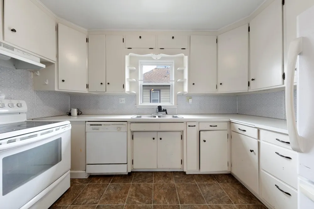 118 1st Street SW Faribault, MN 55021