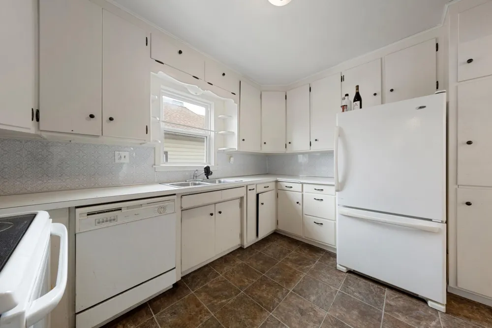 118 1st Street SW Faribault, MN 55021