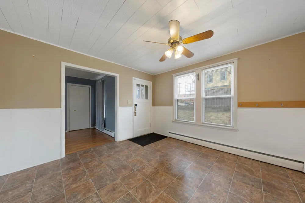 118 1st Street SW Faribault, MN 55021