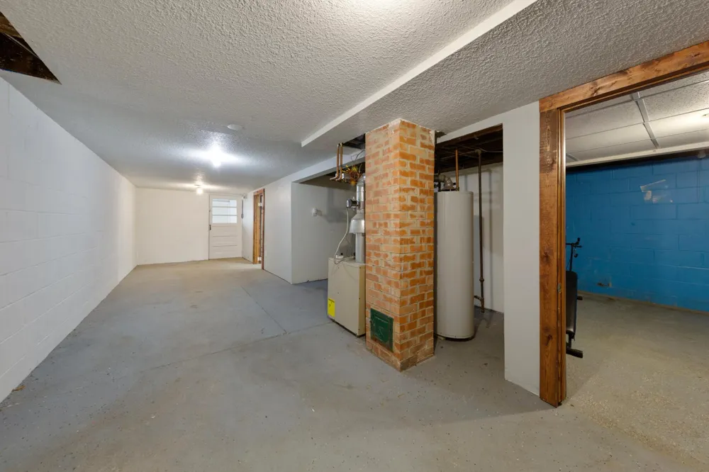 118 1st Street SW Faribault, MN 55021
