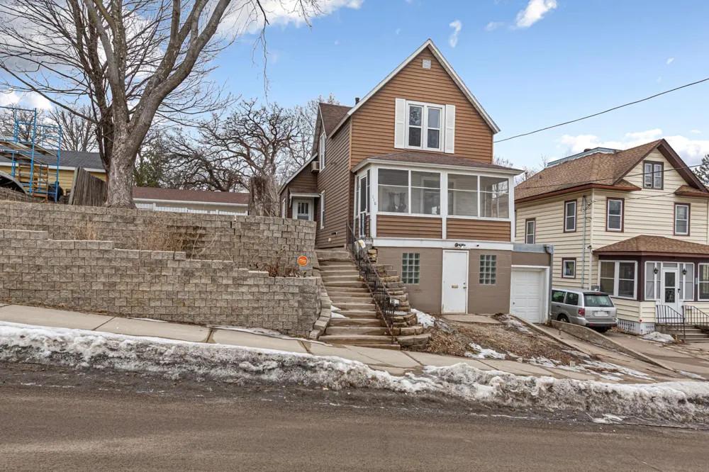 118 1st Street SW Faribault, MN 55021