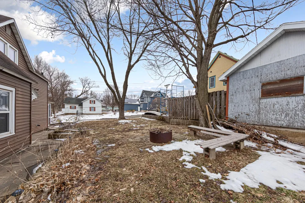 118 1st Street SW Faribault, MN 55021