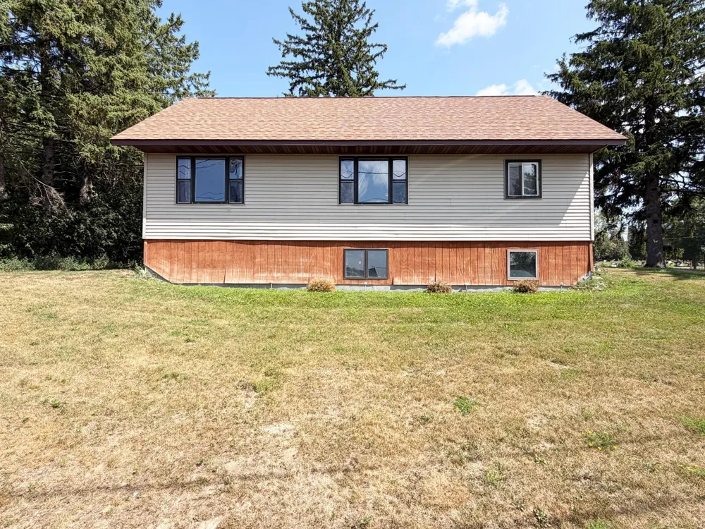 1201 Emerson Avenue Cumberland, WI 54829