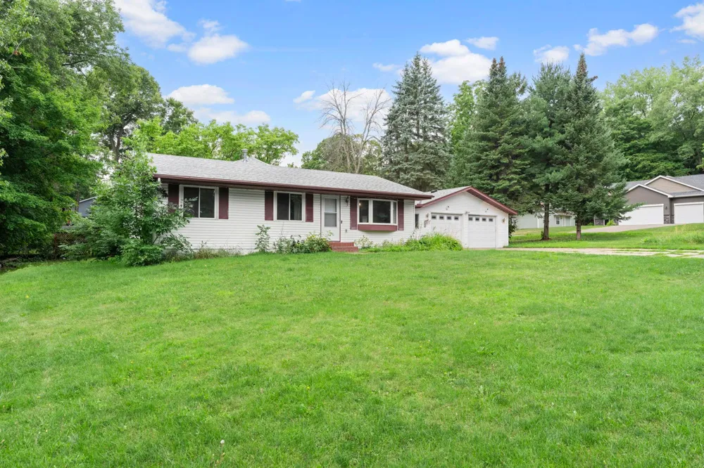7611 229th Street Forest Lake, MN 55025
