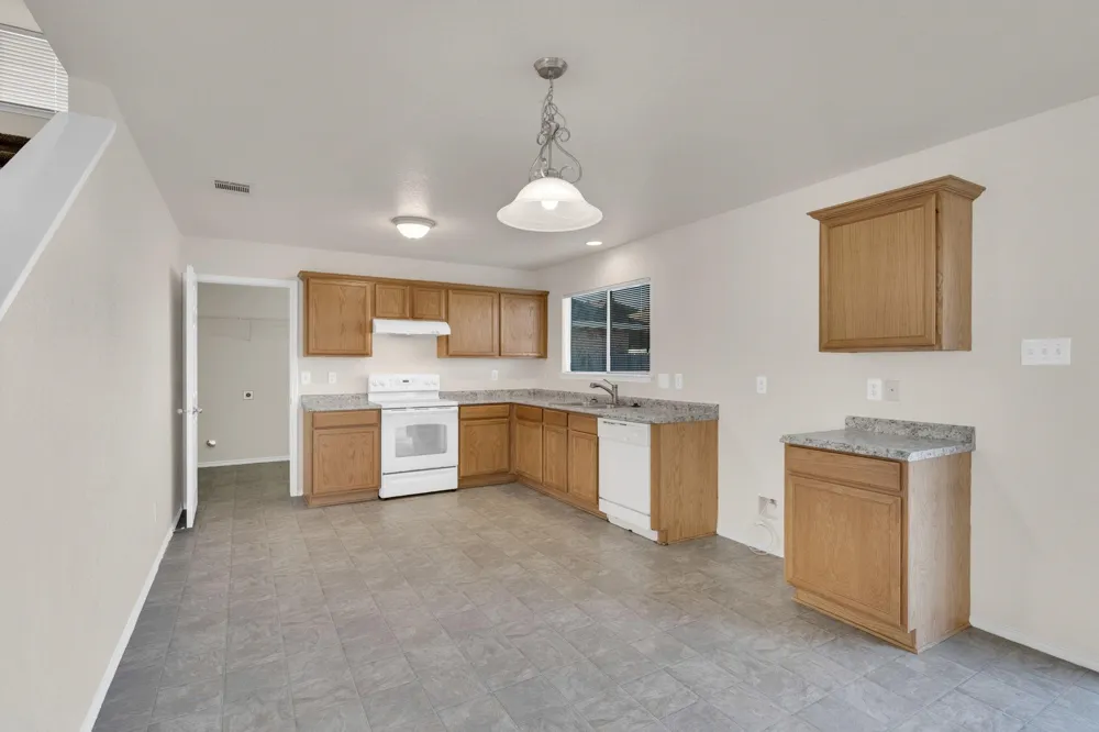 158 Washington Way Venus, TX 76084