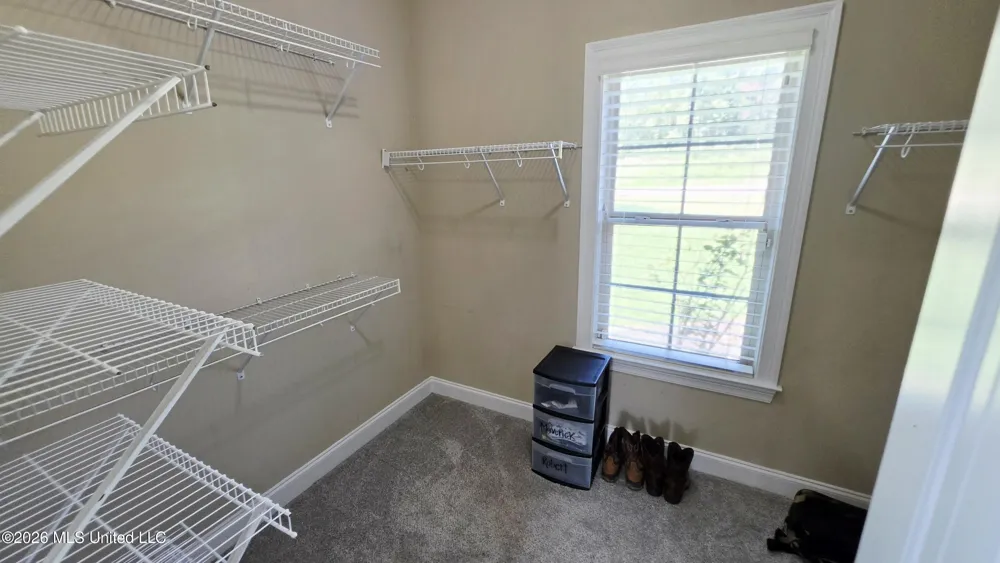 9567 Holly Springs Road Hernando, MS 38632