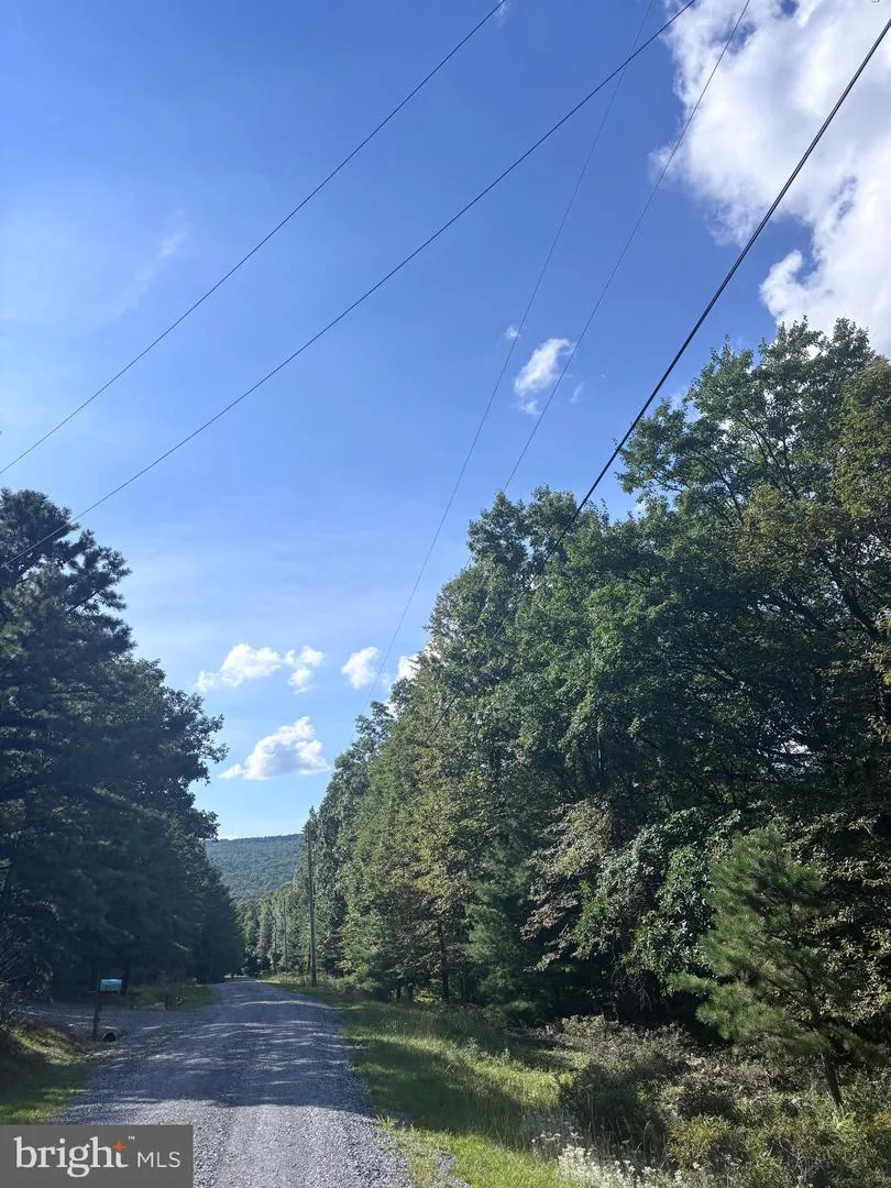 290 HIRSCHMANN ROAD Biglerville, PA 17307
