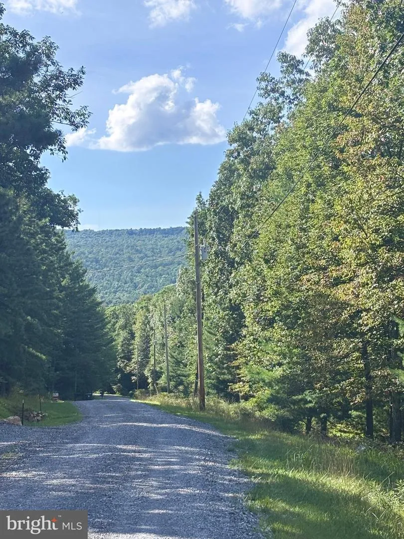 290 HIRSCHMANN ROAD Biglerville, PA 17307