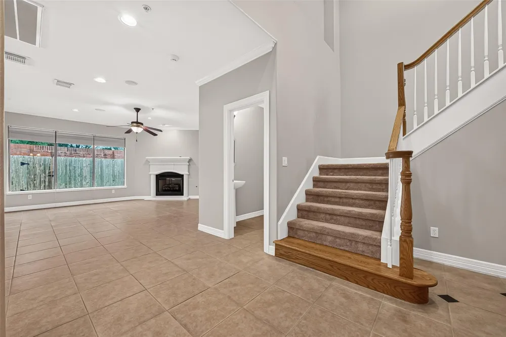 4307 Lake Walk Court Missouri City, TX 77459