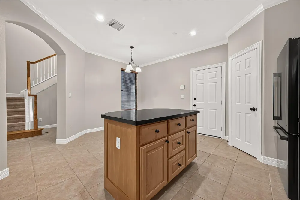 4307 Lake Walk Court Missouri City, TX 77459