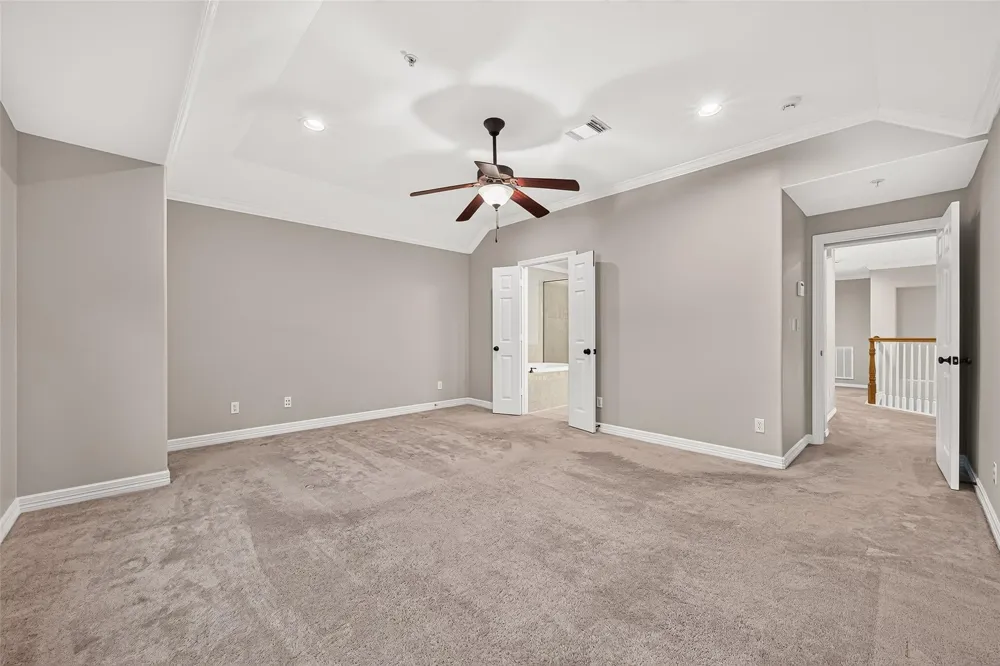 4307 Lake Walk Court Missouri City, TX 77459