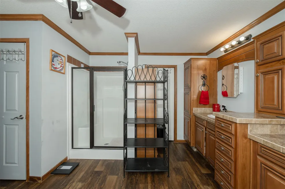 9658 Panther Creek Road Iola, TX 77861