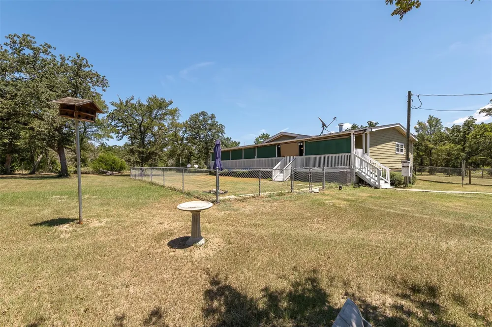 9658 Panther Creek Road Iola, TX 77861