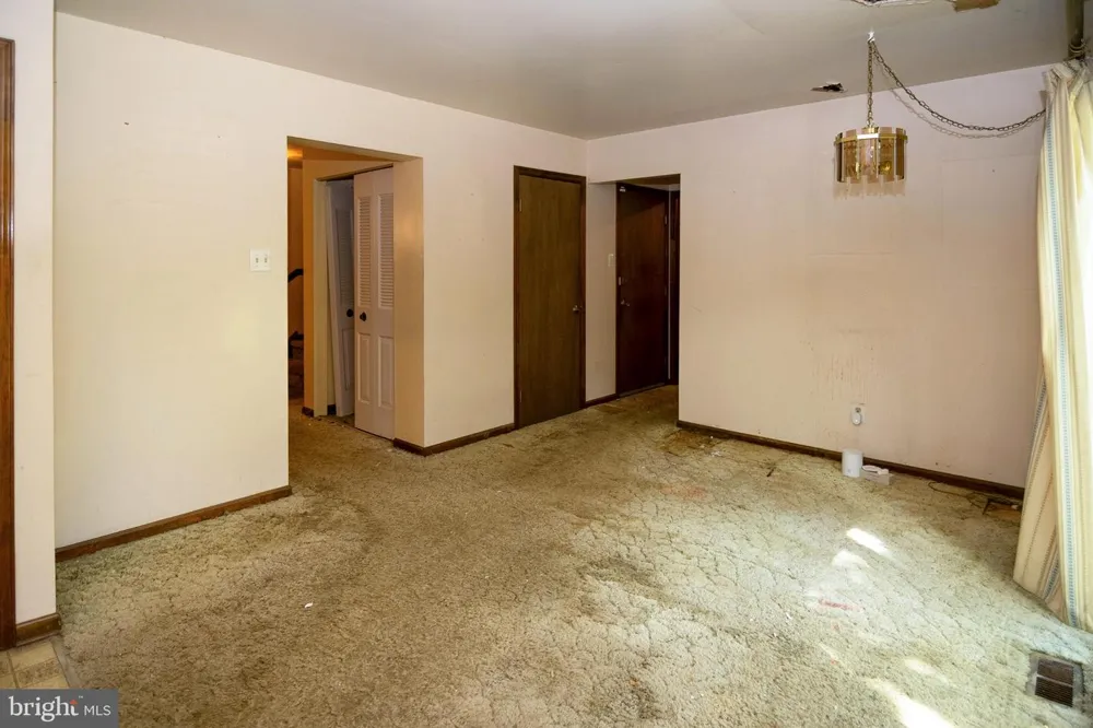 2334 RICHARDS AVENUE Atco, NJ 08004