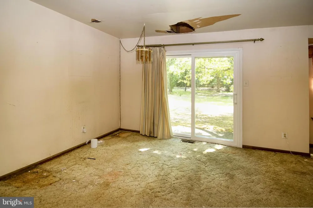 2334 RICHARDS AVENUE Atco, NJ 08004