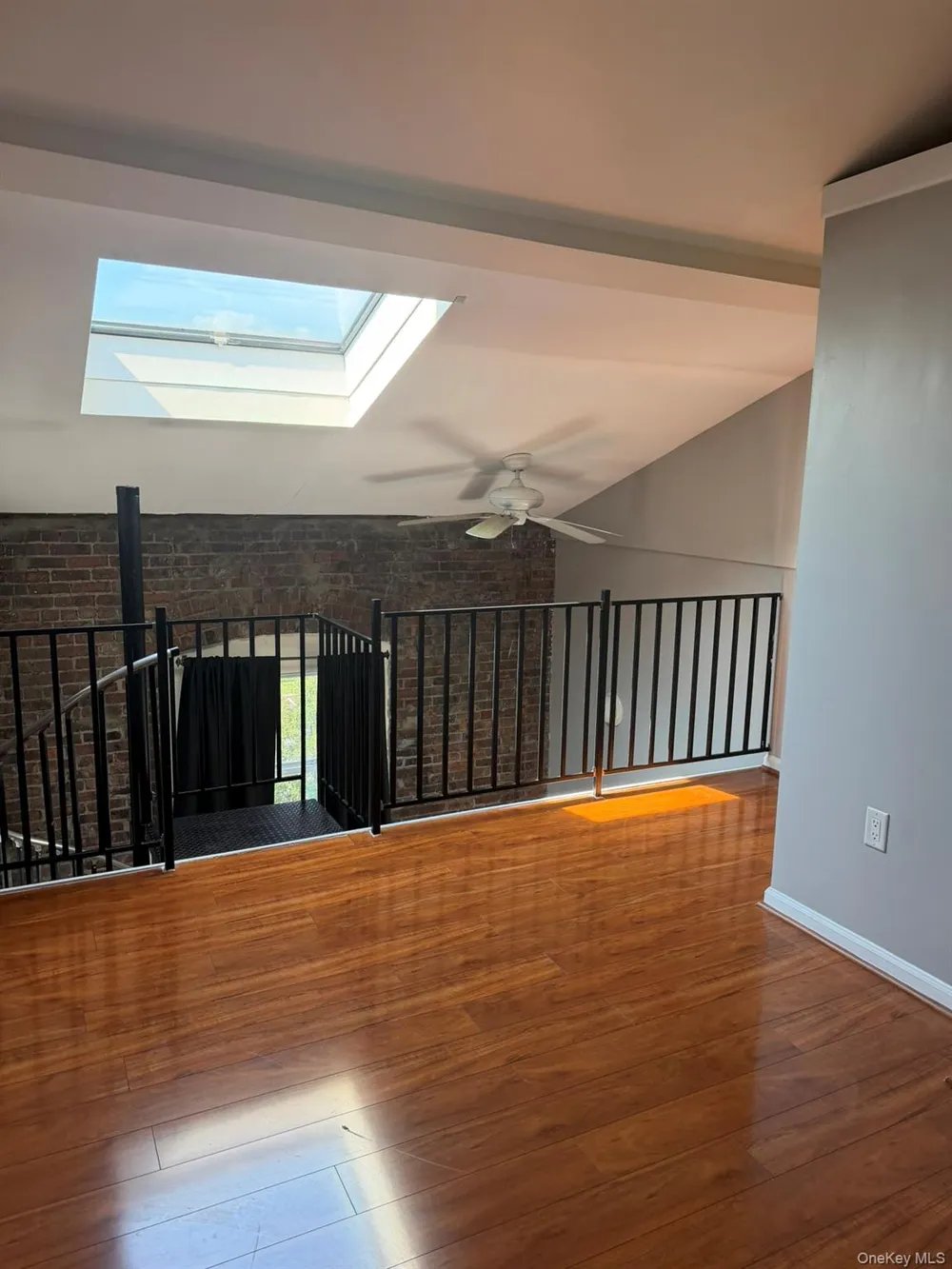 94 4th Ave #314 Bay Shore, NY 11706