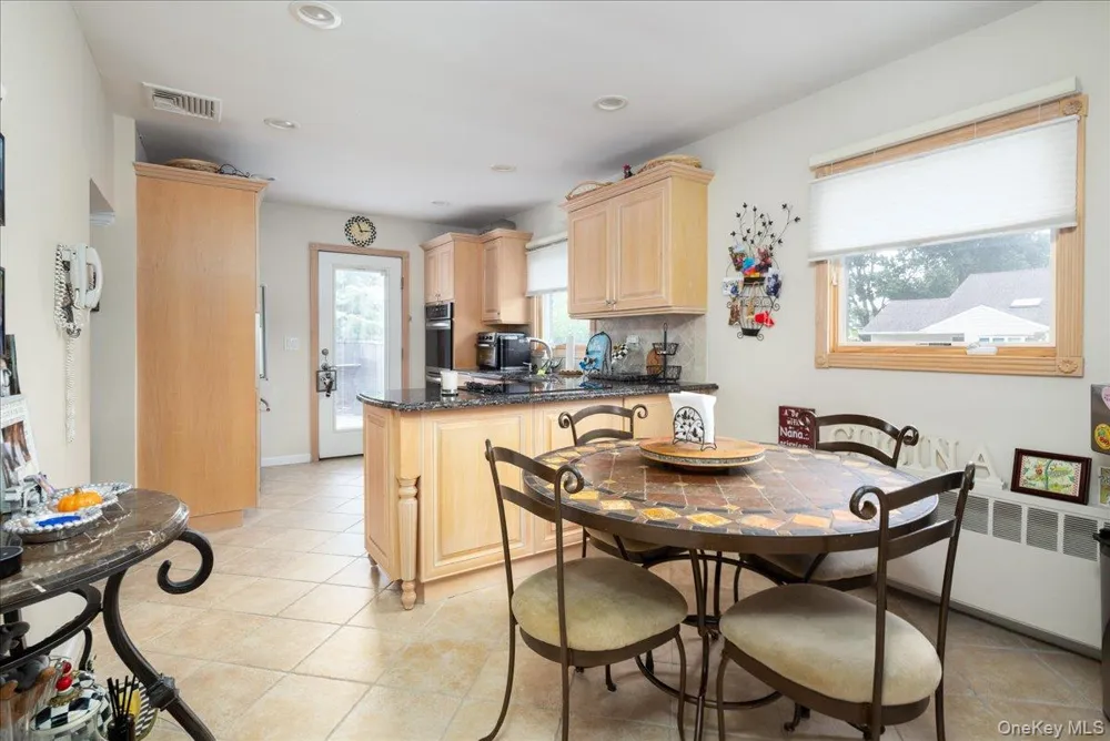 19 Jerold Street Plainview, NY 11803