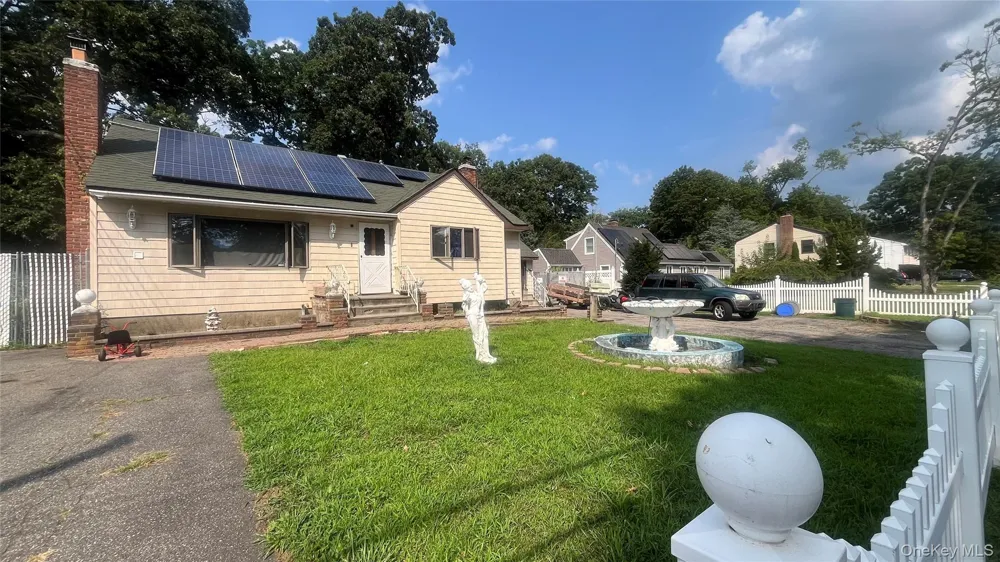 44 Lafayette Avenue Amityville, NY 11701