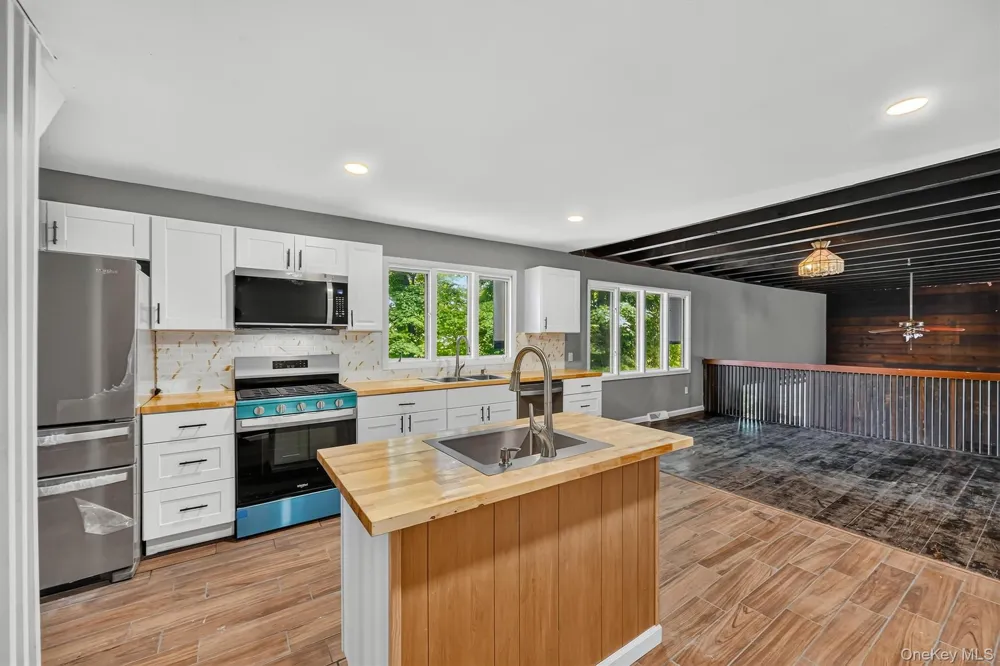 1199 Mombasha Road Monroe, NY 10950