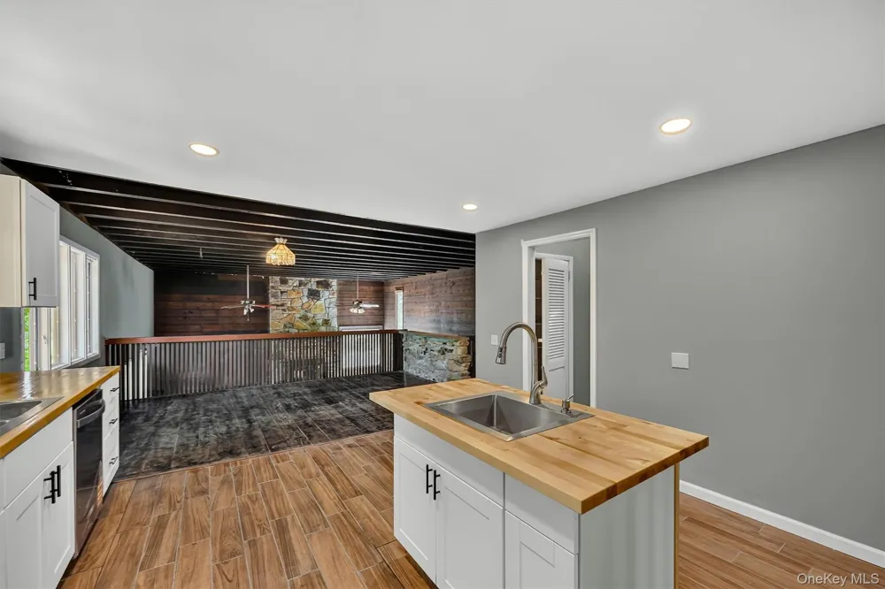1199 Mombasha Road Monroe, NY 10950