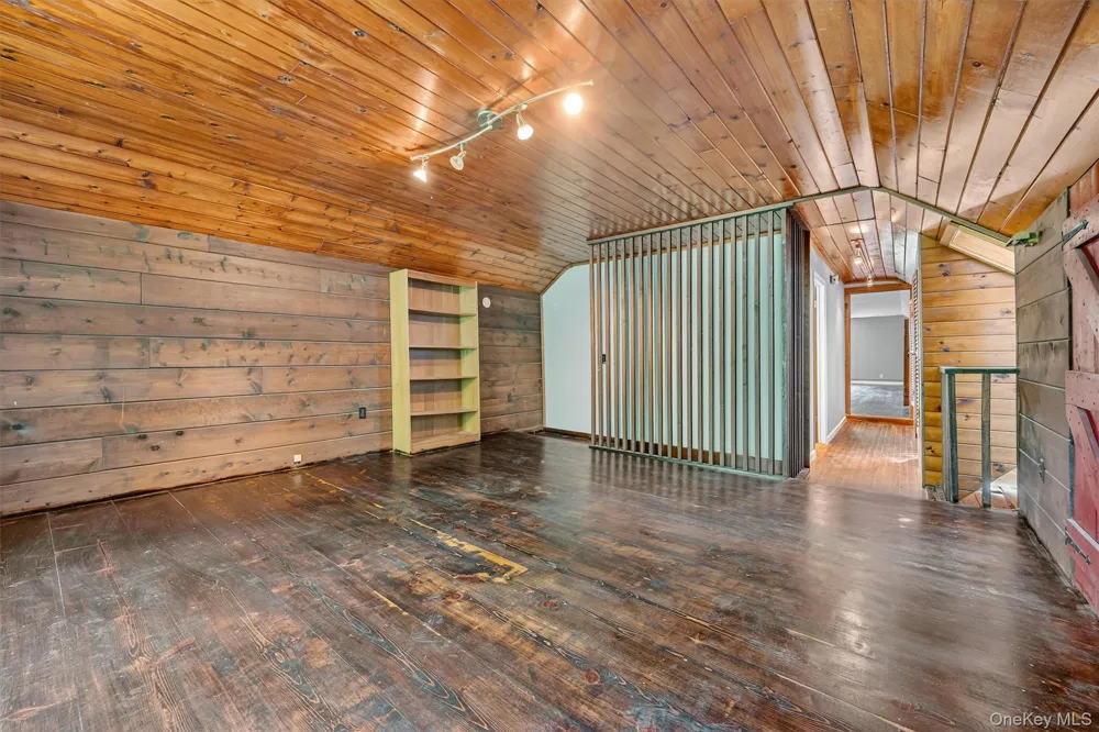 1199 Mombasha Road Monroe, NY 10950
