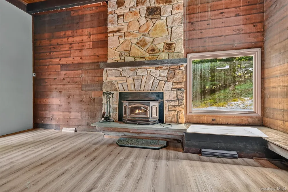 1199 Mombasha Road Monroe, NY 10950
