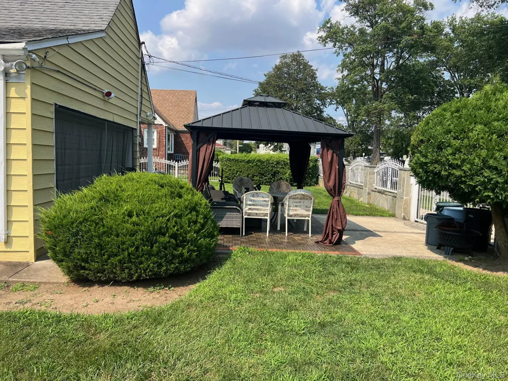 47 Brown Avenue Hempstead, NY 11550