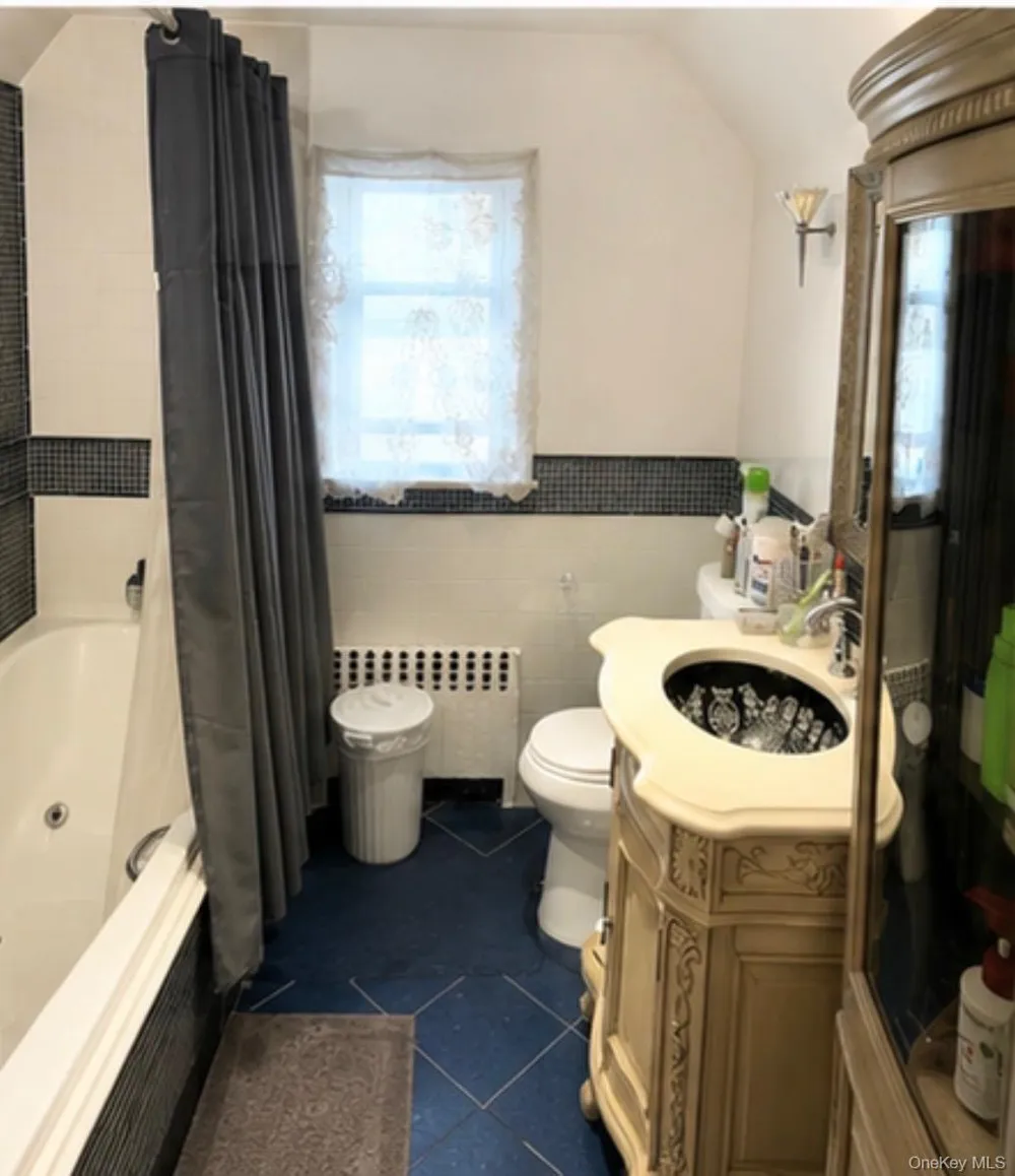 47 Brown Avenue Hempstead, NY 11550