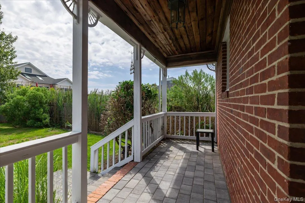 46 Riverdale Avenue Massapequa, NY 11758