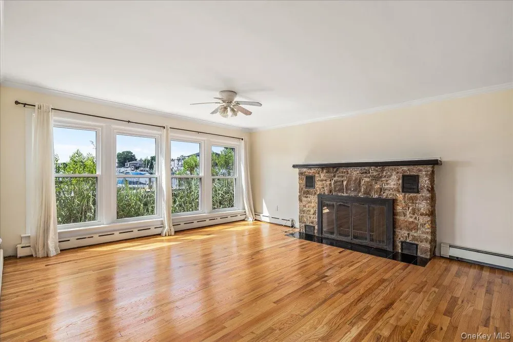 46 Riverdale Avenue Massapequa, NY 11758