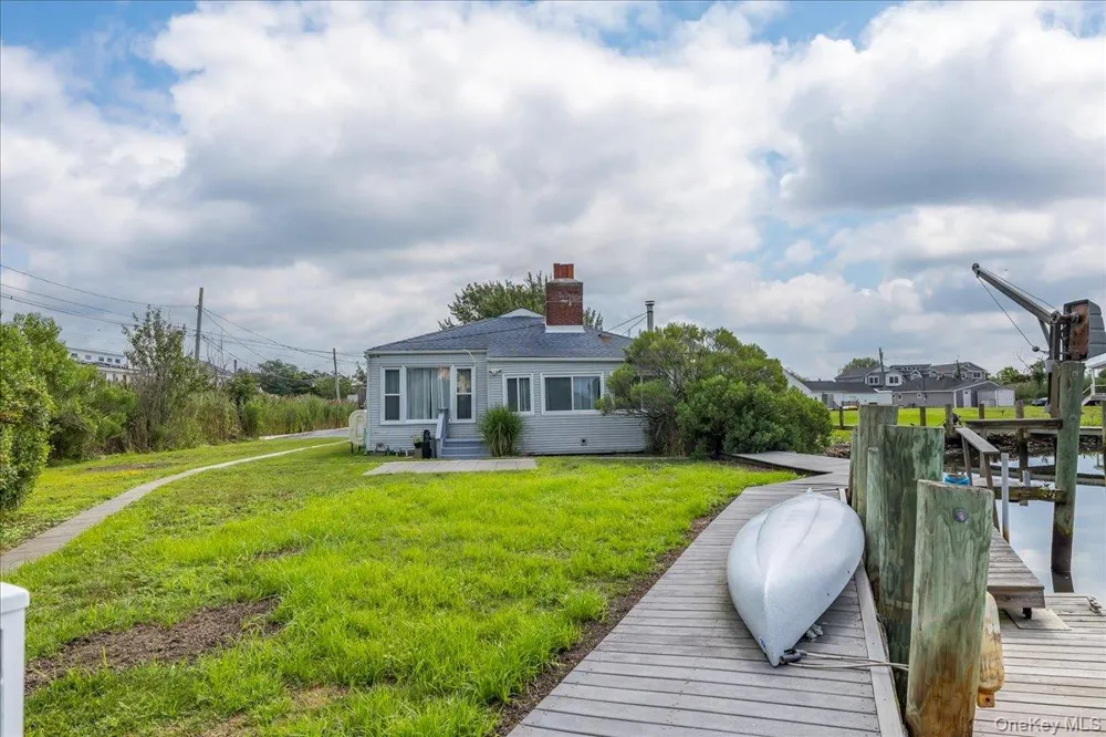 46 Riverdale Avenue Massapequa, NY 11758