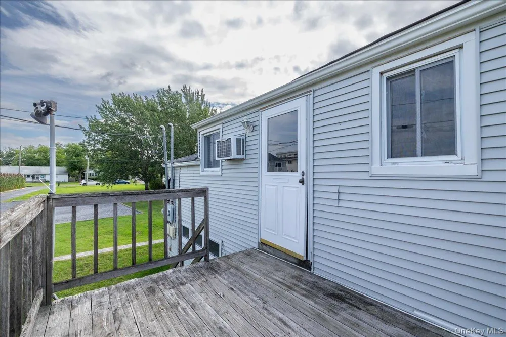 46 Riverdale Avenue Massapequa, NY 11758