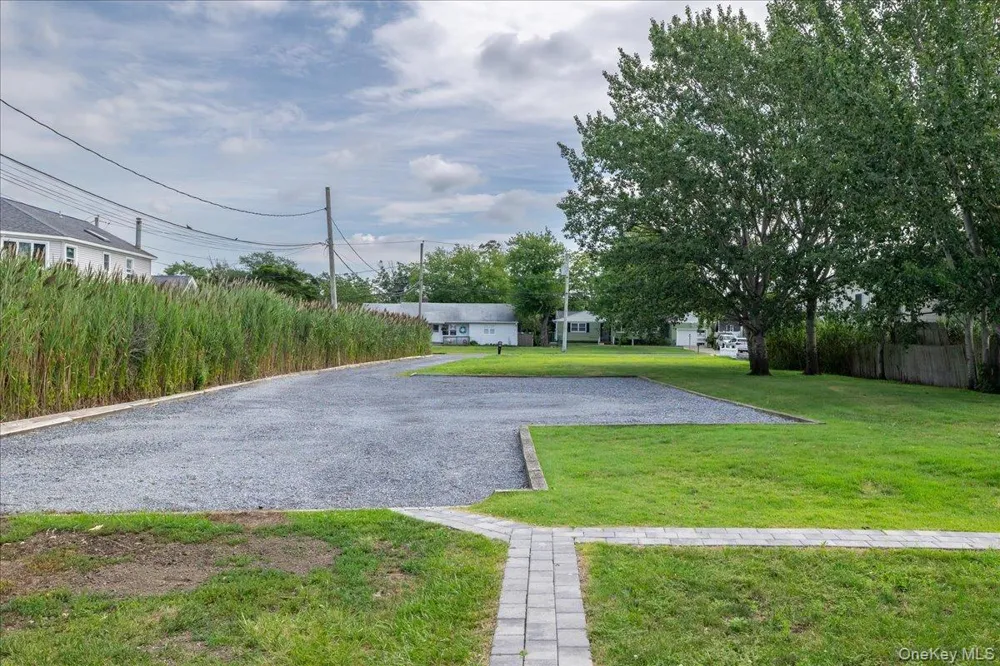 46 Riverdale Avenue Massapequa, NY 11758