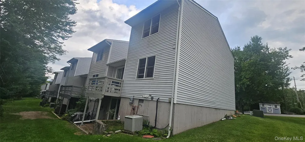 3 Kenny Lane Kiamesha Lake, NY 12751