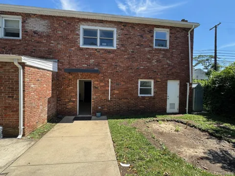 244 Maple Place