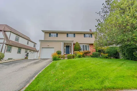 19 Howland Road