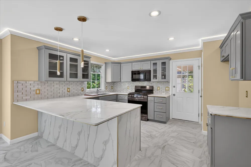 7521 Mac Arthur Lane Portage, MI 49024