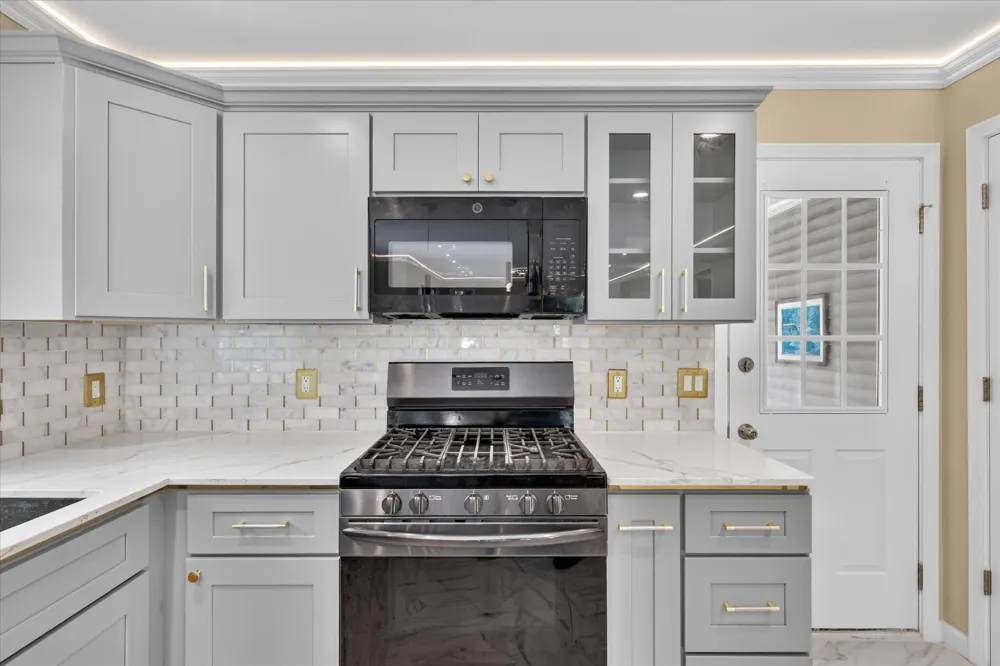 7521 Mac Arthur Lane Portage, MI 49024