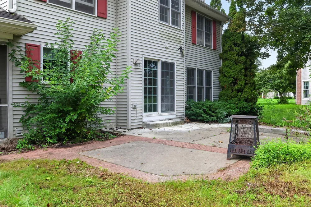 7521 Mac Arthur Lane Portage, MI 49024