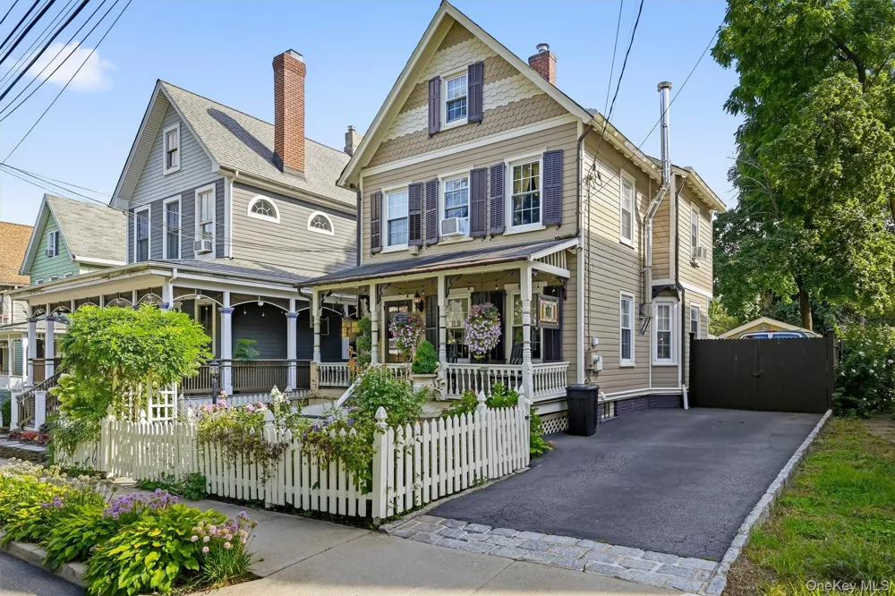 133 Cedar Hill Avenue Nyack, NY 10960