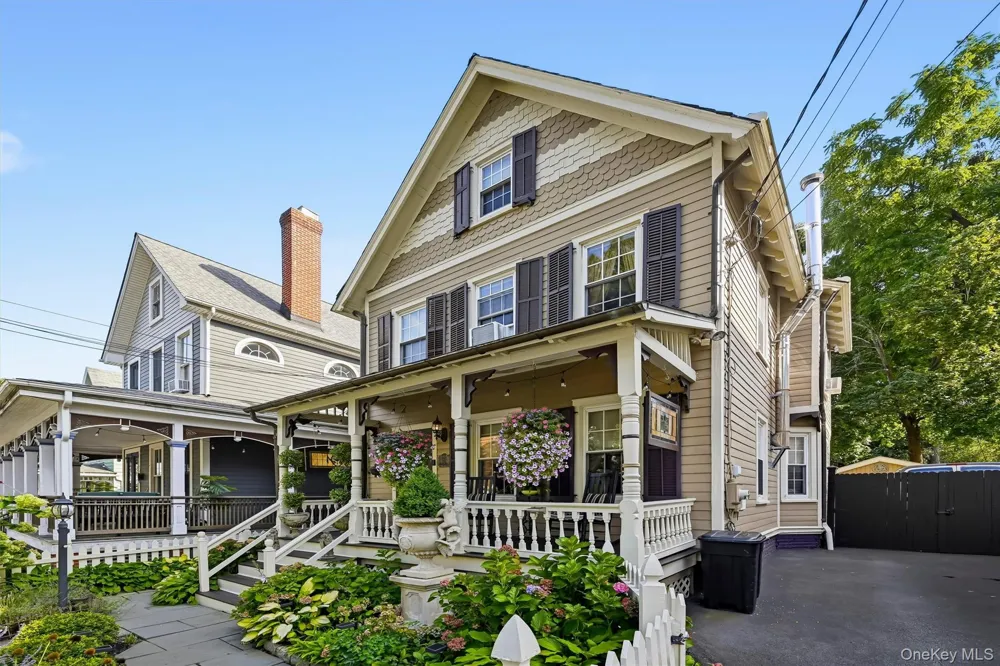 133 Cedar Hill Avenue Nyack, NY 10960