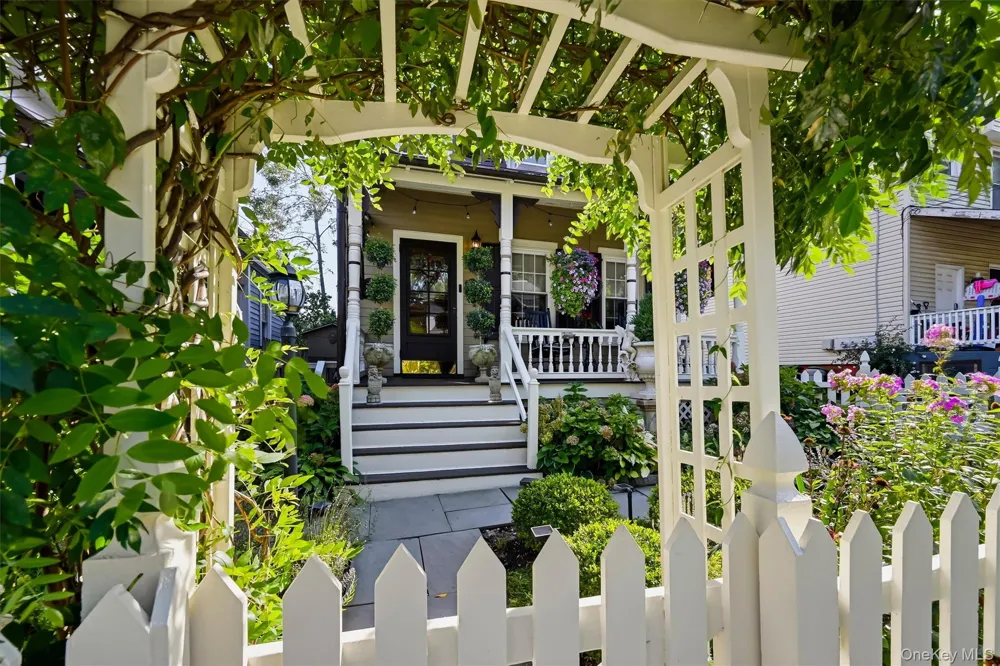 133 Cedar Hill Avenue Nyack, NY 10960
