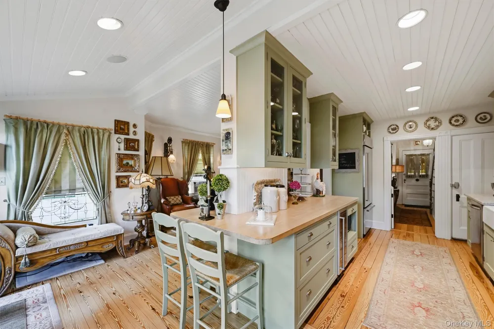 133 Cedar Hill Avenue Nyack, NY 10960