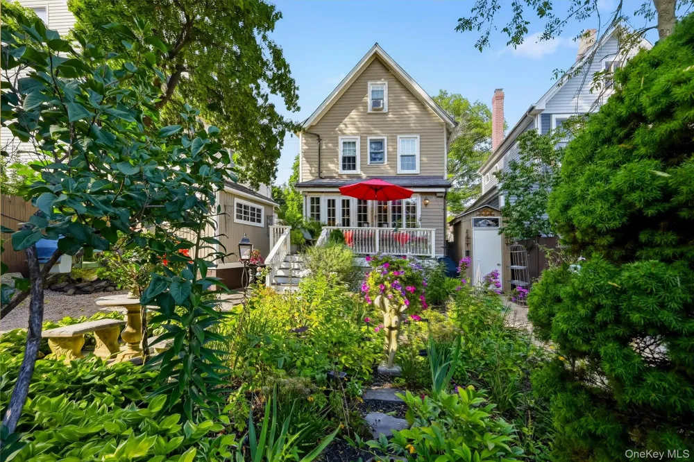 133 Cedar Hill Avenue Nyack, NY 10960