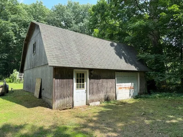 9751 W Howard City-Edmore Lakeview, MI 48850